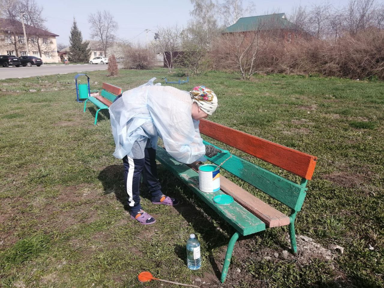 На территории Прилепенского сельского поселения активно продолжаются работы по благоустройству территории.